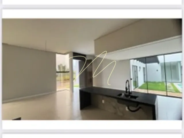 Casa com 450m² 3 quartos e 4 banheiros, à venda, no bairro Nossa Senhora da Vitória em Ilhéus