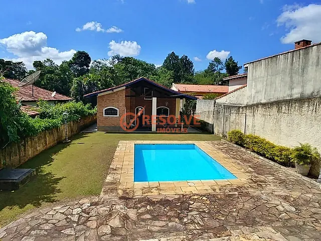 Casa com 846m² 3 quartos e 3 banheiros, à venda, no bairro Jardim Itapema em Guararema