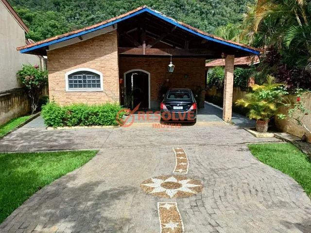 Casa com 846m² 3 quartos e 3 banheiros, à venda, no bairro Jardim Itapema em Guararema