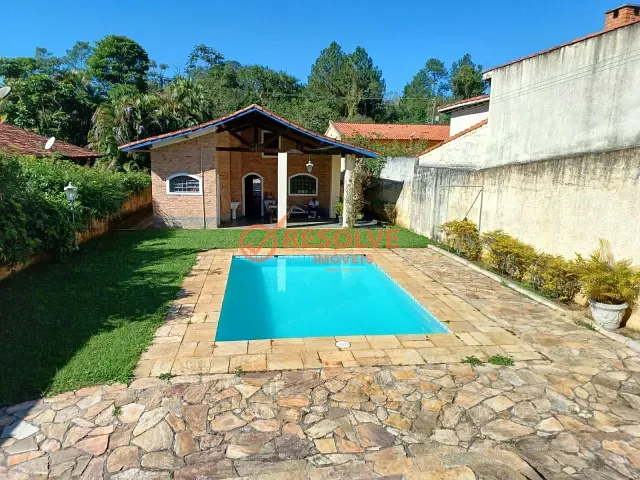 Casa com 846m² 3 quartos e 3 banheiros, à venda, no bairro Jardim Itapema em Guararema