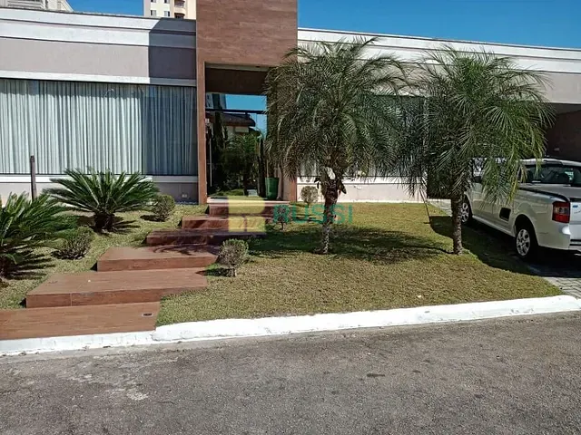 Casa com 632m² 4 quartos e 6 banheiros, à venda, no bairro Parque Residencial Aquarius em São José dos Campos