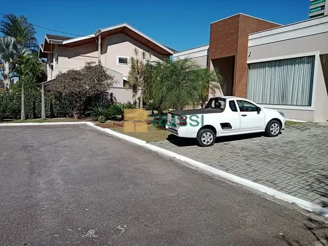 Casa com 632m² 4 quartos e 6 banheiros, à venda, no bairro Parque Residencial Aquarius em São José dos Campos