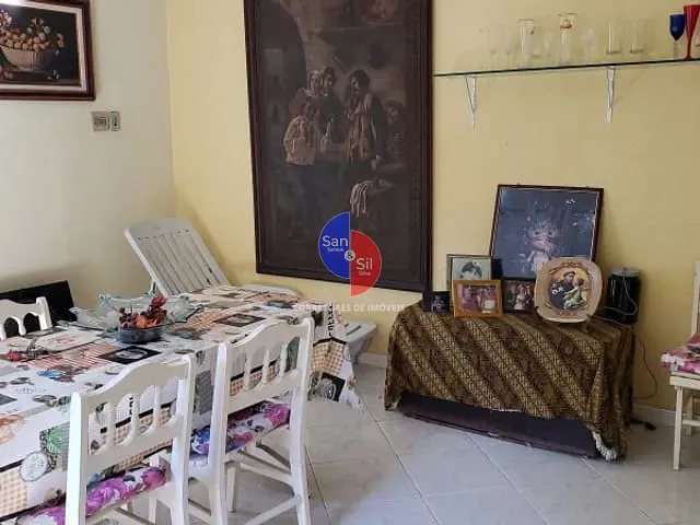 Casa com 10000m² 3 quartos e 1 banheiro, à venda, no bairro Vale das Pedrinhas em Guapimirim