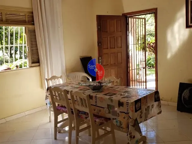 Casa com 10000m² 3 quartos e 1 banheiro, à venda, no bairro Vale das Pedrinhas em Guapimirim
