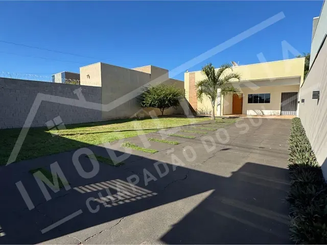 Casa 3 quartos e 1 banheiro, à venda, no bairro SUCUPIRA em Chapadão do Sul