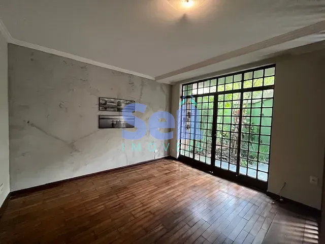 Casa com 200m², à venda ou para alugar, no bairro Sumaré em São Paulo