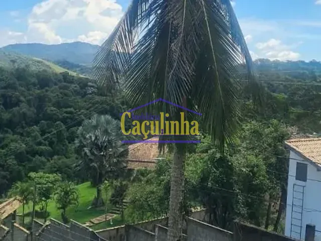 Casa com 1m² 4 quartos e 2 banheiros, à venda, no bairro Centro (Ipiabas) em Barra do Piraí
