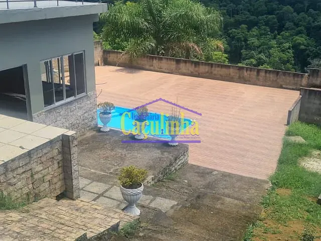 Casa com 1m² 4 quartos e 2 banheiros, à venda, no bairro Centro (Ipiabas) em Barra do Piraí