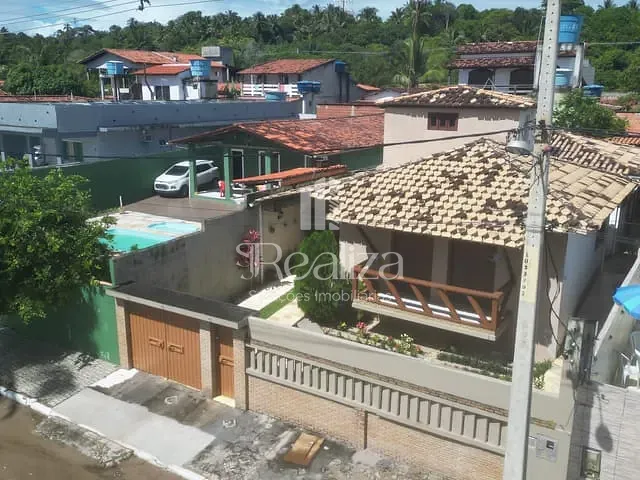 Casa com 171m² 3 quartos e 3 banheiros, à venda, no bairro Olivença em Ilhéus