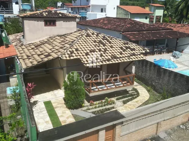 Casa com 171m² 3 quartos e 3 banheiros, à venda, no bairro Olivença em Ilhéus