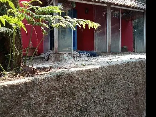 Casa com 2000m² 2 quartos e 2 banheiros, à venda, no bairro Parque do Ingá em Teresópolis