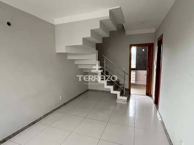 Casa com 158m² 3 quartos e 3 banheiros, à venda, no bairro Retiro em Volta Redonda