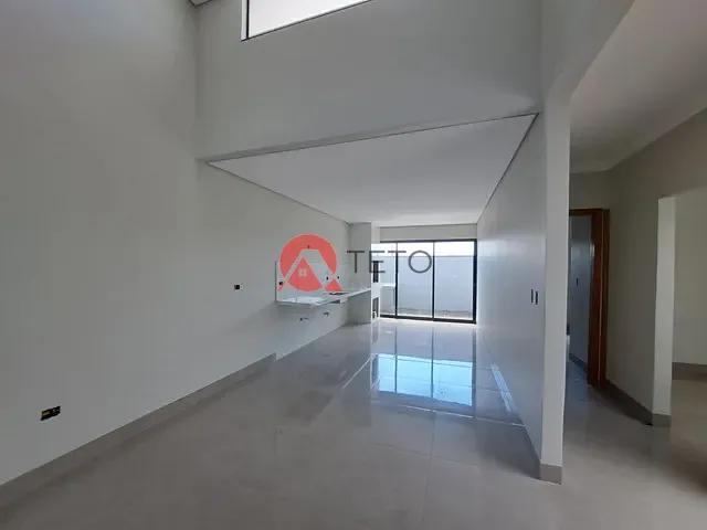 Casa com 150m² 3 quartos e 2 banheiros, à venda, no bairro Jardim Colina Verde em Maringá