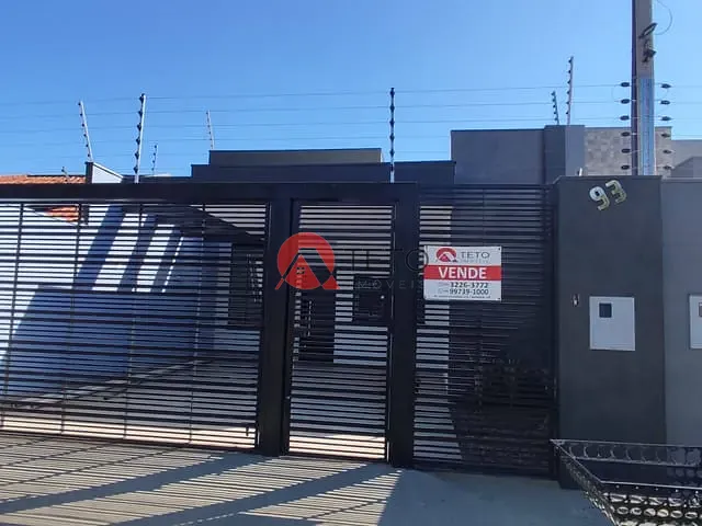 Casa com 150m² 3 quartos e 2 banheiros, à venda, no bairro Jardim Colina Verde em Maringá