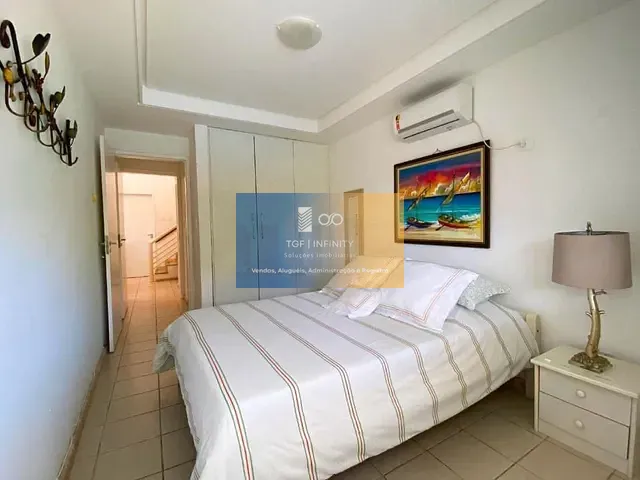 Casa 4 quartos e 5 banheiros, para alugar, no bairro Muro Alto em Ipojuca
