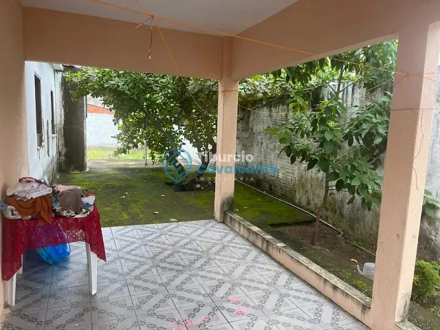 Casa 2 quartos e 2 banheiros, à venda, no bairro Parque São João em Maranguape