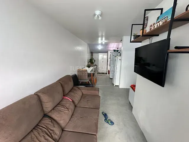 Casa com 50m² 3 quartos e 1 banheiro, à venda, no bairro Boqueirão em Curitiba