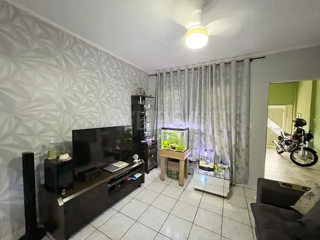 Casa com 125m² 2 quartos e 2 banheiros, à venda, no bairro Parque Mãe Preta em Rio Claro