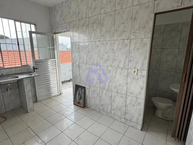 Casa 1 quarto e 1 banheiro, para alugar, no bairro Limoeiro em São Paulo