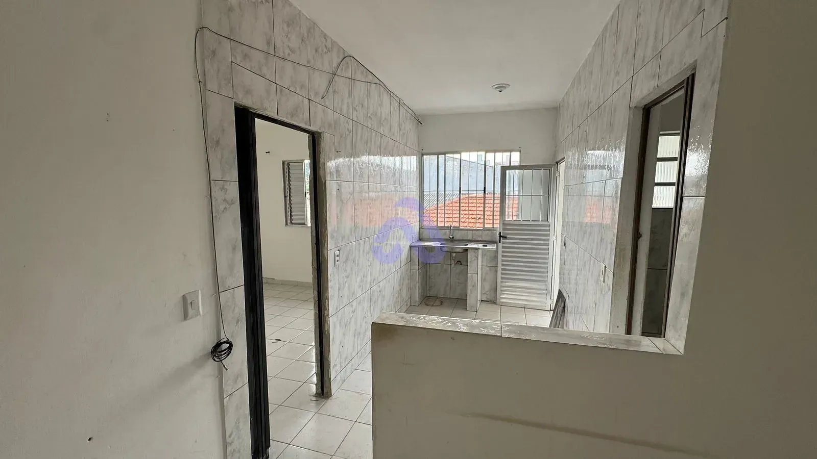 Casa, 1 quarto, 28 m² - Foto 2
