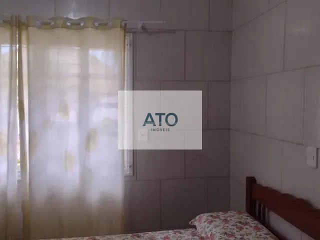 Casa com 435m² 2 quartos e 1 banheiro, à venda, no bairro Universitário em Tijucas