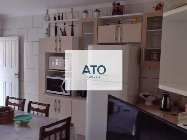 Casa com 435m² 2 quartos e 1 banheiro, à venda, no bairro Universitário em Tijucas