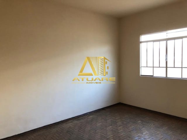 Casa com 61m² 2 quartos e 1 banheiro, para alugar, no bairro São Geraldo em Pouso Alegre