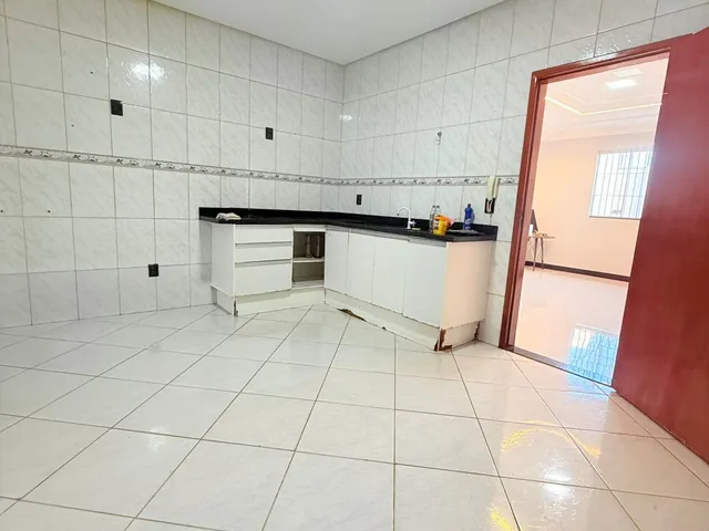 Casa 3 quartos e 2 banheiros, à venda, no bairro Residencial Porto Seguro em Goiânia