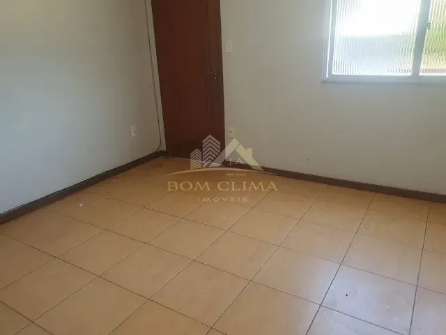 Casa 4 quartos e 3 banheiros, à venda, no bairro Filgueiras em Juiz de Fora