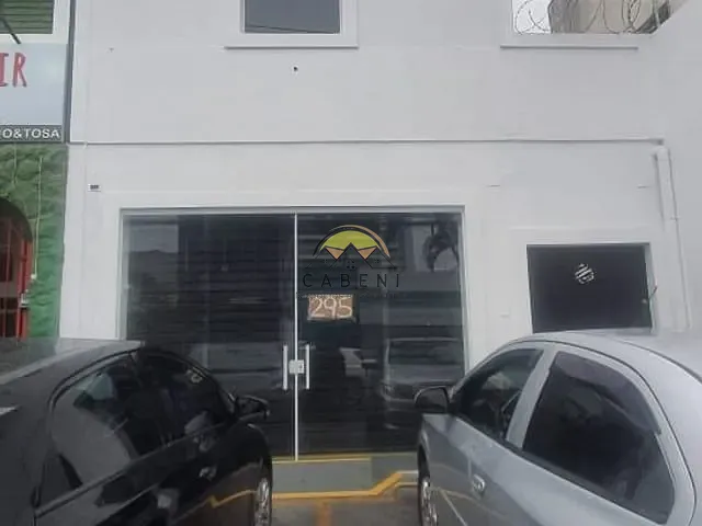 Casa com 203m², para alugar, no bairro Pinheiros em São Paulo