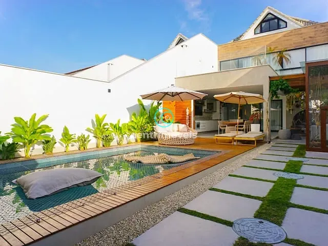 Casa 6 quartos e 4 banheiros, à venda, no bairro Barra da Tijuca em Rio de Janeiro