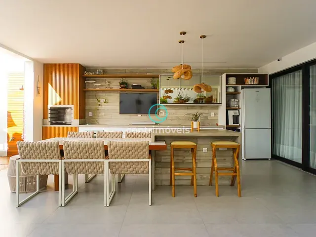 Casa 6 quartos e 4 banheiros, à venda, no bairro Barra da Tijuca em Rio de Janeiro