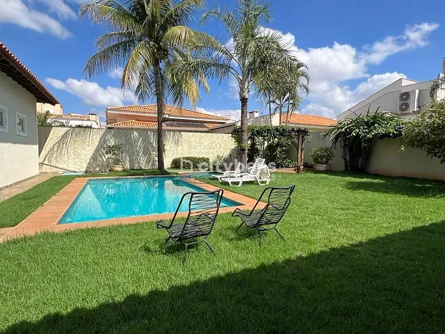 Casa 4 quartos e 5 banheiros, à venda, no bairro Aeroporto em Araçatuba