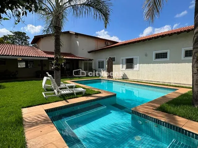 Casa 4 quartos e 5 banheiros, à venda, no bairro Aeroporto em Araçatuba