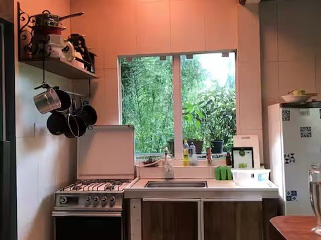 Casa 3 quartos e 1 banheiro, à venda, no bairro Centro em Balneário Piçarras