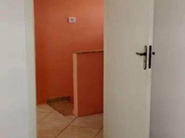 Casa à venda, no bairro Conjunto Habitacional Terra dos Ipês II (Fase II) em Pindamonhangaba