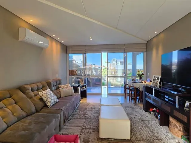 Casa com 612m² 4 quartos e 5 banheiros, à venda, no bairro Vivendas do Arvoredo em Londrina