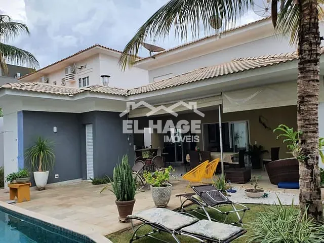 Casa com 440m² 3 quartos e 5 banheiros, à venda, no bairro Condomínio Florais Cuiabá Residencial em Cuiabá