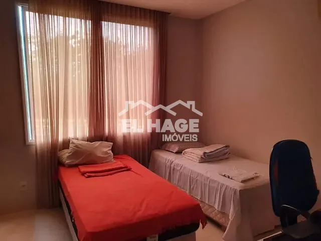 Casa com 440m² 3 quartos e 5 banheiros, à venda, no bairro Condomínio Florais Cuiabá Residencial em Cuiabá