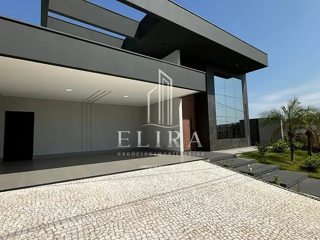 Casa com 450m² 3 quartos e 5 banheiros, à venda, no bairro Chácara Letônia em Americana