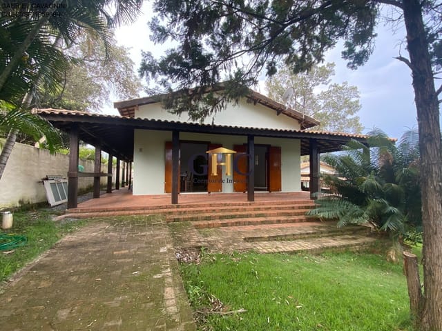 Casa com 360m² 3 quartos e 3 banheiros, à venda, no bairro CONDOMÍNIO TERRAS DE SÃO FRANCISCO em SALTO DE PIRAPORA