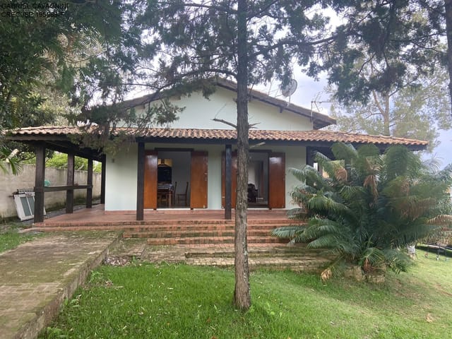 Casa com 360m² 3 quartos e 3 banheiros, à venda, no bairro CONDOMÍNIO TERRAS DE SÃO FRANCISCO em SALTO DE PIRAPORA