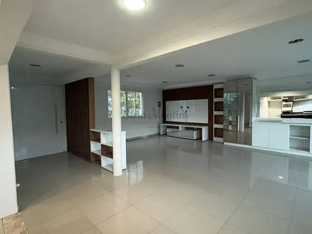 Casa com 395m² 3 quartos e 5 banheiros, à venda, no bairro Jardim Caiapiá em Cotia
