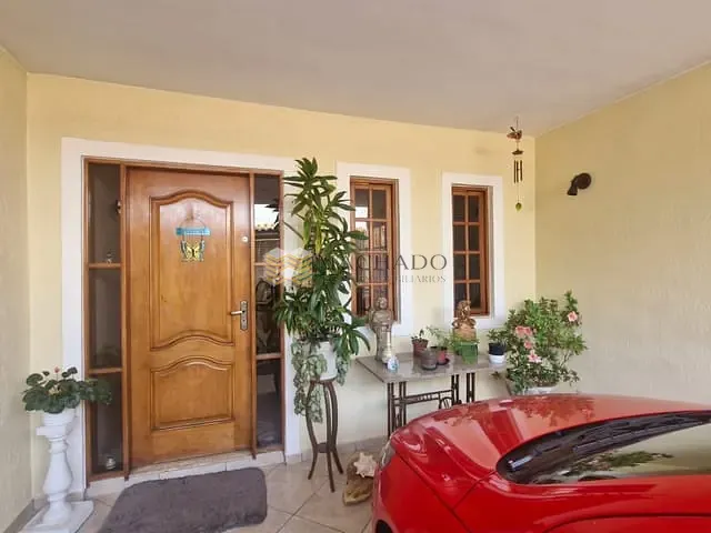 Casa com 184m² 3 quartos e 3 banheiros, à venda, no bairro Jardim Danúbio em Jundiaí