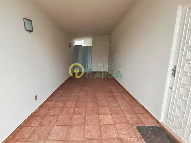 Casa 3 quartos e 2 banheiros, para alugar, no bairro Vila Nova em Londrina