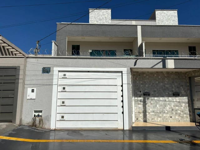 Casa 4 quartos e 5 banheiros, à venda, no bairro Jardim Atlântico em Goiânia