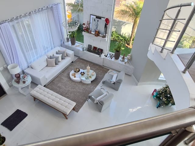 Casa com 860m² 3 quartos e 5 banheiros, à venda, no bairro Monte Alegre em Vinhedo