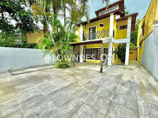 Casa 4 quartos e 3 banheiros, à venda, no bairro Vargem Grande em Rio de Janeiro