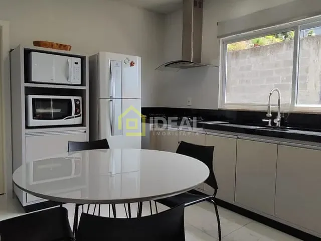 Casa com 135m² 2 quartos e 2 banheiros, à venda, no bairro Gruta em Concórdia