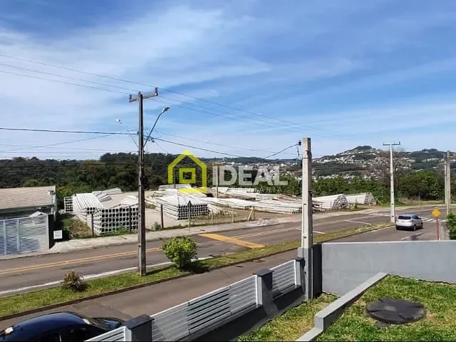Casa com 135m² 2 quartos e 2 banheiros, à venda, no bairro Gruta em Concórdia